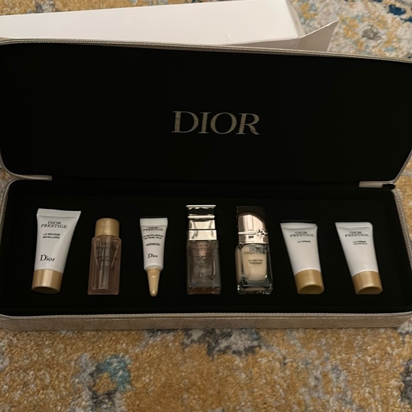 Dior Prestige Discovery Set - Picture 4 of 7